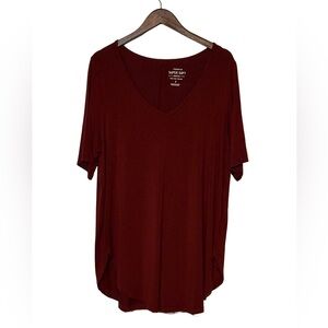 🔥 Torrid Super Soft Knit V-Neck Tee • Size 3 (22/24) • Rust Red • Fall Staple